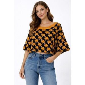 Urban Outfitters Orange Black Floral Cropped Knit Short Sleeve Sweater Size L